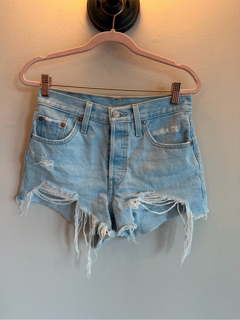 Levis 501 Original High Rise Distressed Denim Shorts Light Wash Blue W25